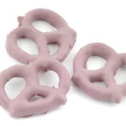 YOGURT PRETZELS-RASPBERRY